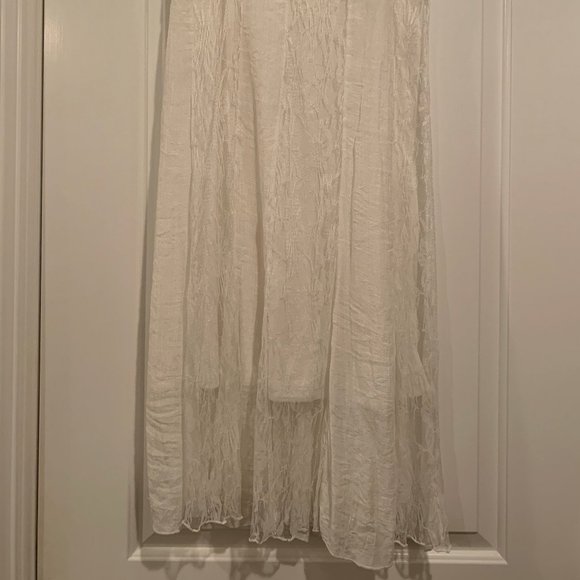 White Lace Maxi Skirt - Picture 2 of 6